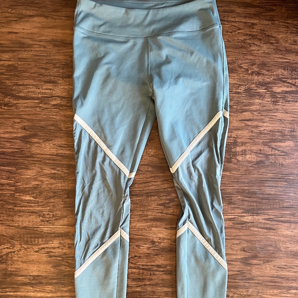 Fabletics Mesh Panel Legging